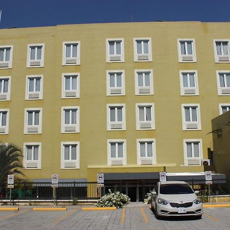 Beverly Hills: Hotel And Business Nuevo Cuscatlan Extérieur photo