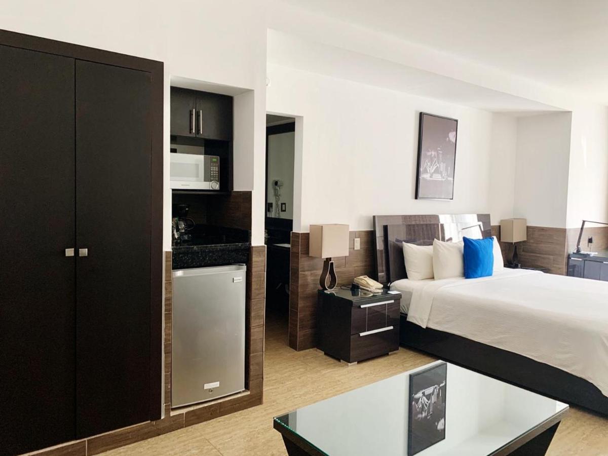 Beverly Hills: Hotel And Business Nuevo Cuscatlan Extérieur photo