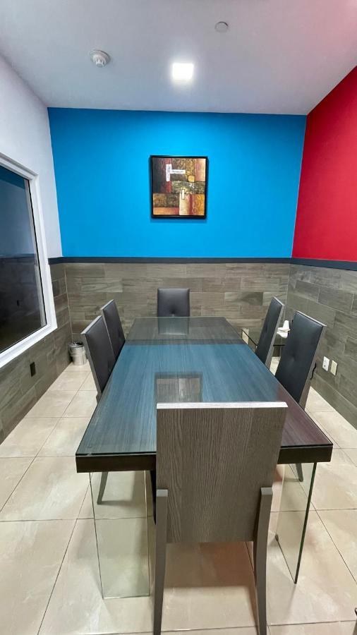 Beverly Hills: Hotel And Business Nuevo Cuscatlan Extérieur photo