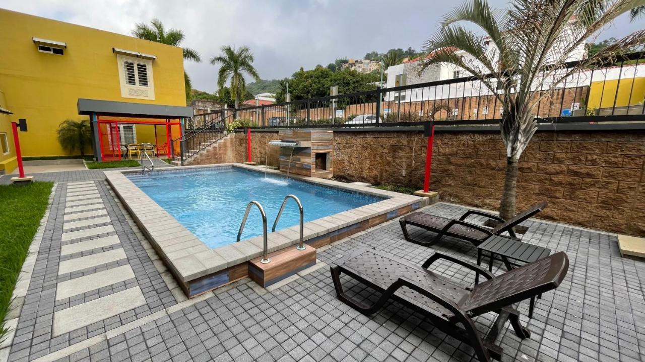 Beverly Hills: Hotel And Business Nuevo Cuscatlan Extérieur photo