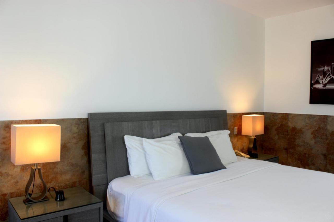 Beverly Hills: Hotel And Business Nuevo Cuscatlan Extérieur photo