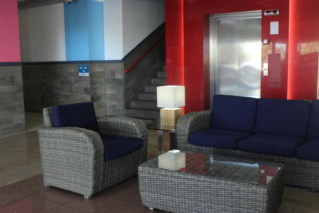 Beverly Hills: Hotel And Business Nuevo Cuscatlan Extérieur photo