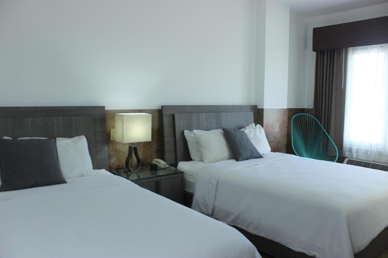 Beverly Hills: Hotel And Business Nuevo Cuscatlan Extérieur photo